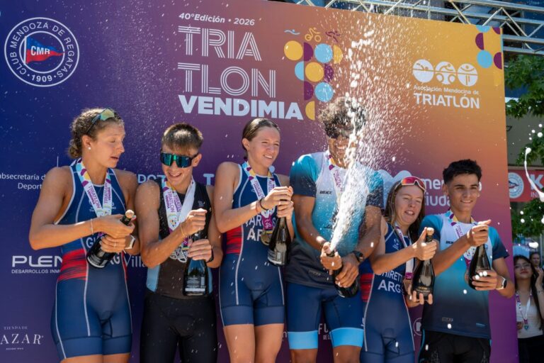 El Triatlón Vendimia celebró su 40ª edición con apoyo del Gobierno de Mendoza