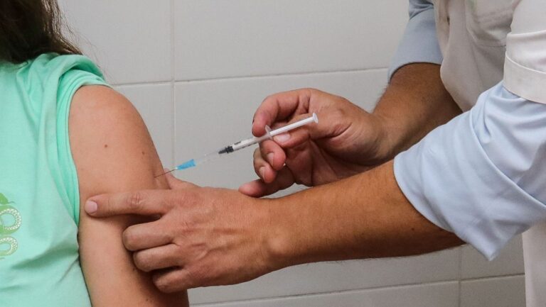 El Gobierno de Mendoza lanza la campaña de vacunación antigripal 2026