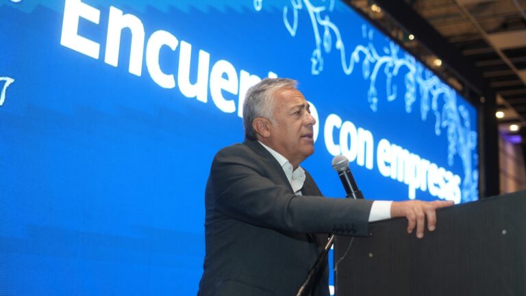 El Gobernador participó en encuentros organizados por entidades bancarias y referentes del sector privado en el marco de la agenda institucional de Vendimia.