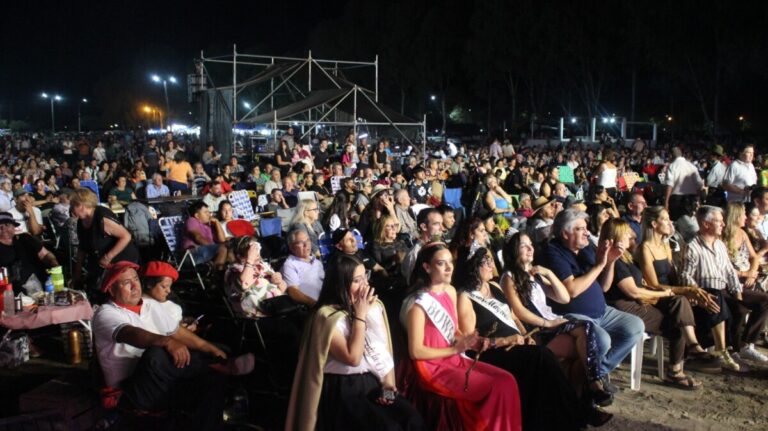 Con decisión política y trabajo sostenido, la Fiesta Nacional de la Ciruela volvió a posicionarse
