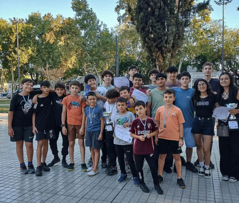 General Alvear obtuvo dos títulos provinciales en ajedrez