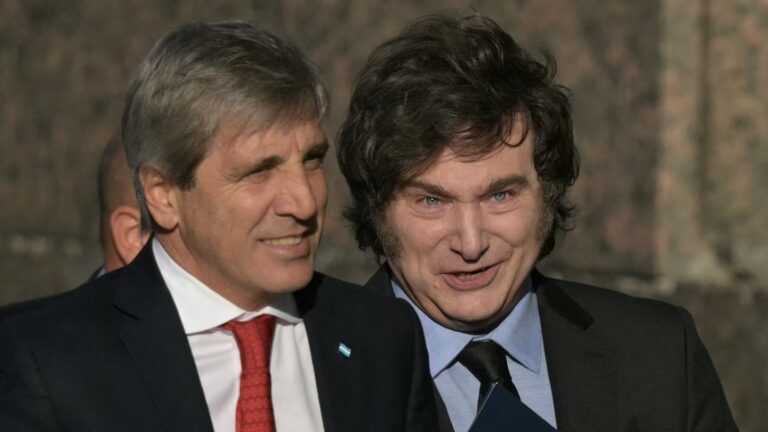 El Gobierno asegura que tiene los fondos para cubrir los vencimientos de bonos por US$4200 millones en julio