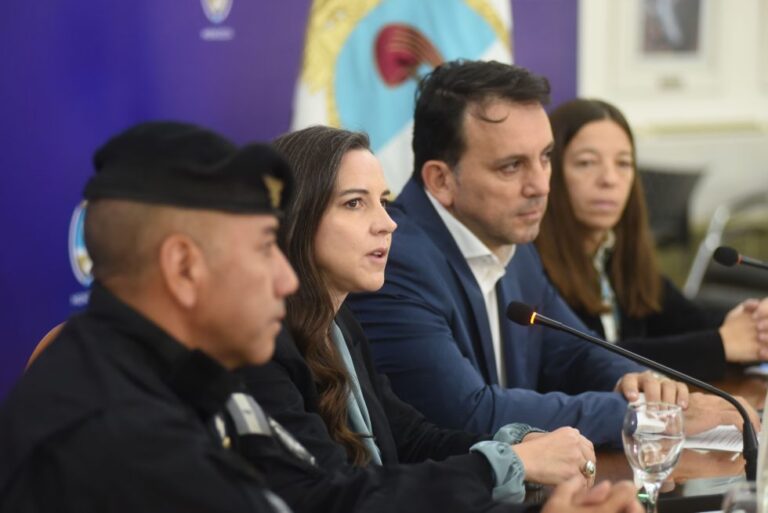 El Gobierno activa sanciones y refuerza acciones preventivas en escuelas ante amenazas
