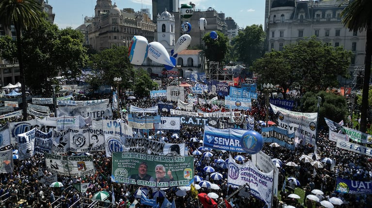 La CGT marcha a Plaza de Mayo por el Día del Trabajador