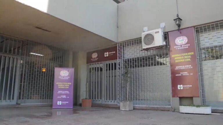 La Ciudad te invita a sumarte a “Banderas Rojas” para reflexionar sobre la violencia en el noviazgo
