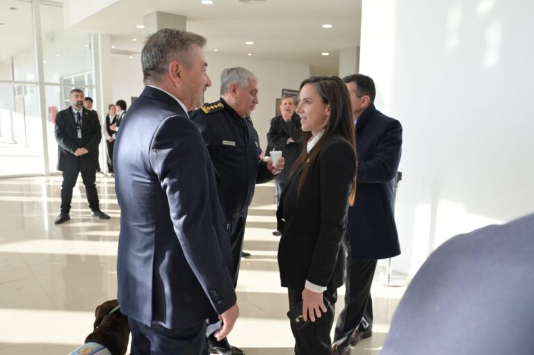 Mendoza llevó su experiencia al Consejo de Seguridad Interior y aportó a la agenda federal contra el delito
