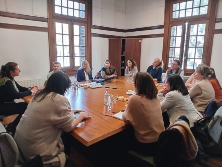 Avances en la implementación de políticas de género y diversidad en el sector de agua y saneamiento