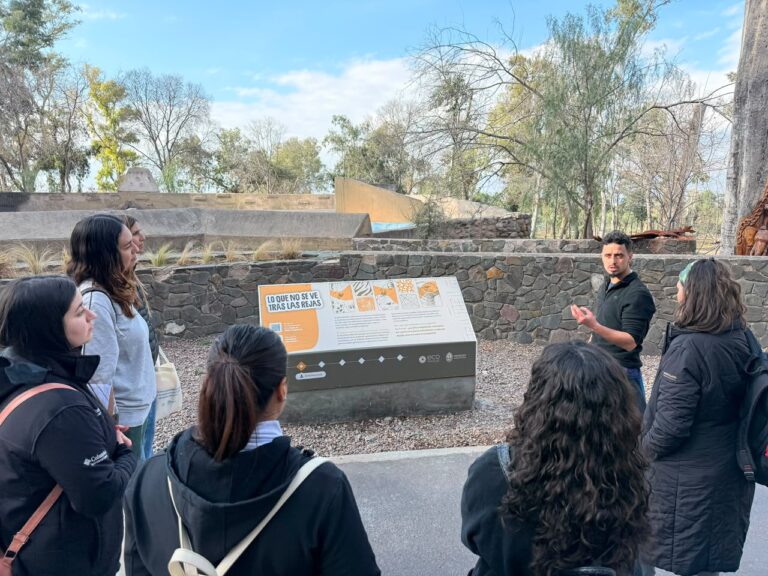 Voluntarios de la Red Mendoza Sostenible recorrieron el Ecoparque para conocer las acciones de conservación de la biodiversidad