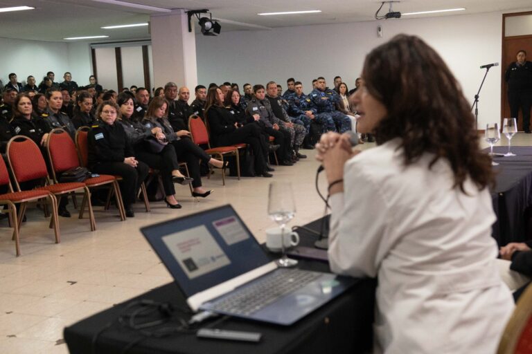 Efectivos penitenciarios de la zona Sur inician su participación en el Ciclo de Formación para la Prevención del Suicidio