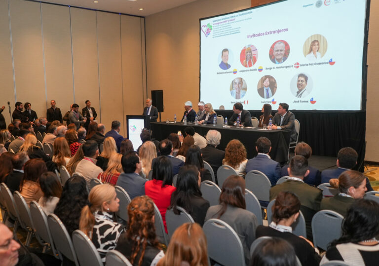 Cornejo abrió el V Congreso OSEP y Salud y destacó la capacitación permanente para fortalecer el sistema de Salud