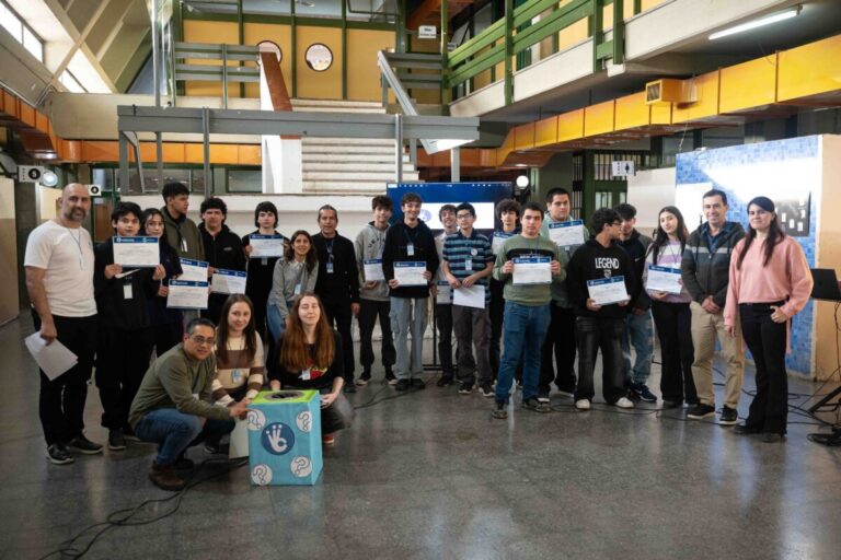 Estudiantes presentaron sus proyectos en la muestra de mitad de temporada de Mendoza Futura