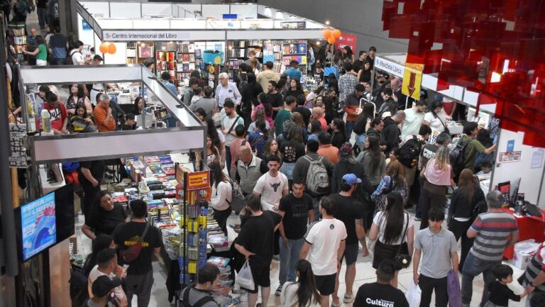 Más de 200.000 personas disfrutaron de la Feria del Libro de Mendoza 2026
